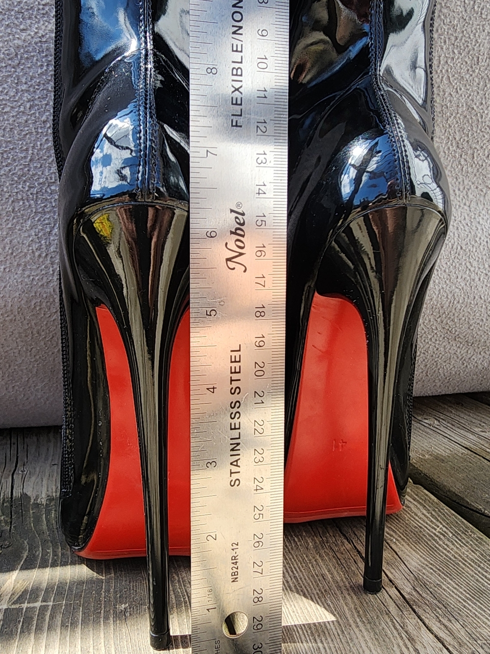 Black Patent Knee-High Stiletto Boots - Picture 4 of 7
